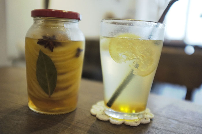 自家製レモンスカッシュ 池袋 雑貨カフェ 禁煙カフェ Model T 自家製レモンスカッシュ 池袋 雑貨カフェ 禁煙カフェ Model T
