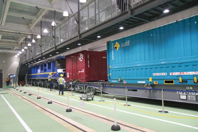 EF210とコキ107 EF210とコキ107 これが、日本の貨物列車だ。/TOMIX JR EF210形