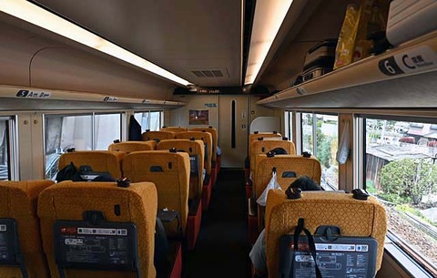 8BA_7719