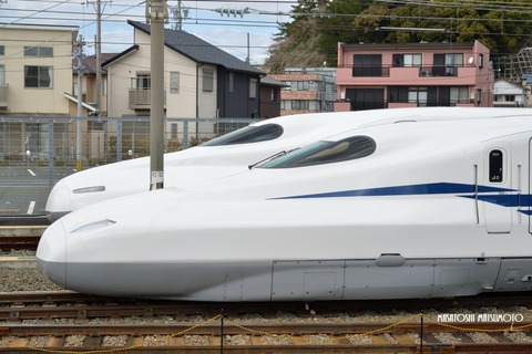 D4R_7814n