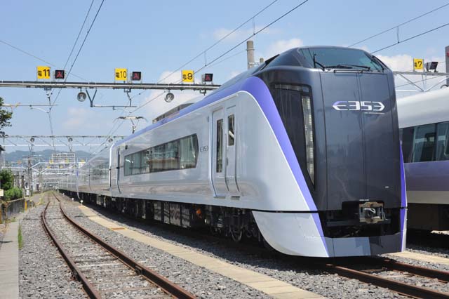 Jr東日本 53系量産先行編成の変身 モデラーな日々 とれいんスタッフブログ