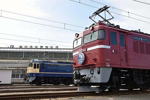 KTK HO 操縦機KP-23T &レール各種まとめ（写真参考）＋客車2両　並上 KTK HO 操縦機KP-23T &レール各種まとめ（写真参考）＋客車2両