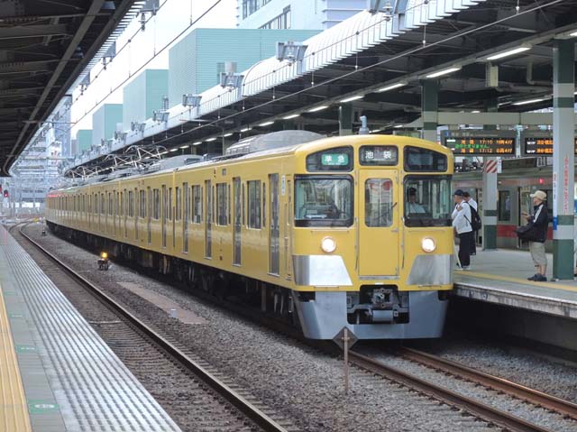 この夏に検査出場した西武鉄道の2000系2063編成と6000系第14編成の変化