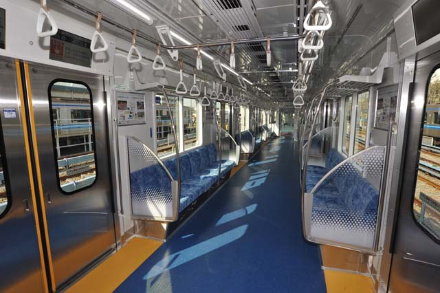 横浜地下鉄ブルーラインに新型車3000V登場 : モデラーな日々