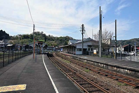 8BA_5884