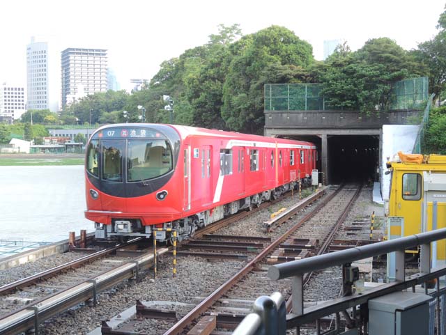 東急5050系qシート車アンテナ増設使用全車両純正室内灯付き！ 東急5050系qシート車アンテナ増設使用全車両純正室内灯付き！