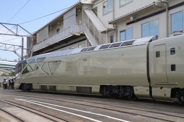 さくら【最終値下げ】EF65 TRAIN SUITE 四季島新車回送セット 最終値下げ】EF65 TRAIN SUITE 四季島 新車回送セット