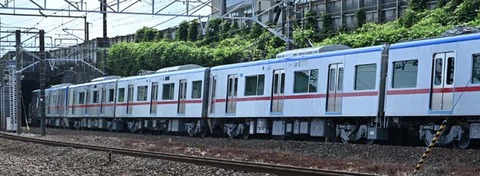 8CA_4052