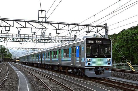 8IA_9764