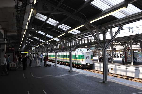 岡山駅の昔の面影を古レールに見る モデラーな日々 とれいんスタッフブログ 岡山駅の昔の面影を古レールに見る モデラーな日々 とれいんスタッフブログ