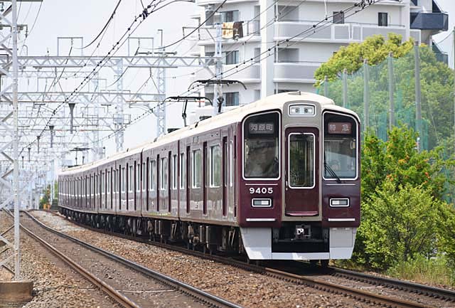 阪急電鉄に2300系と2000系が登場! リバイバルではない 阪急電鉄に2300系と2000系が登場! リバイバルではない