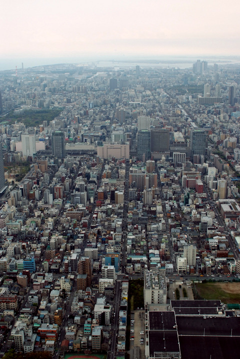 NY-20120418-2-03