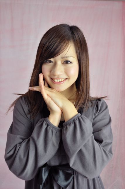 GALLERIA-アイドル動画・画像館 斉藤雪乃 | みお綜合法律事務所 CM に出演の鉄道アイドル