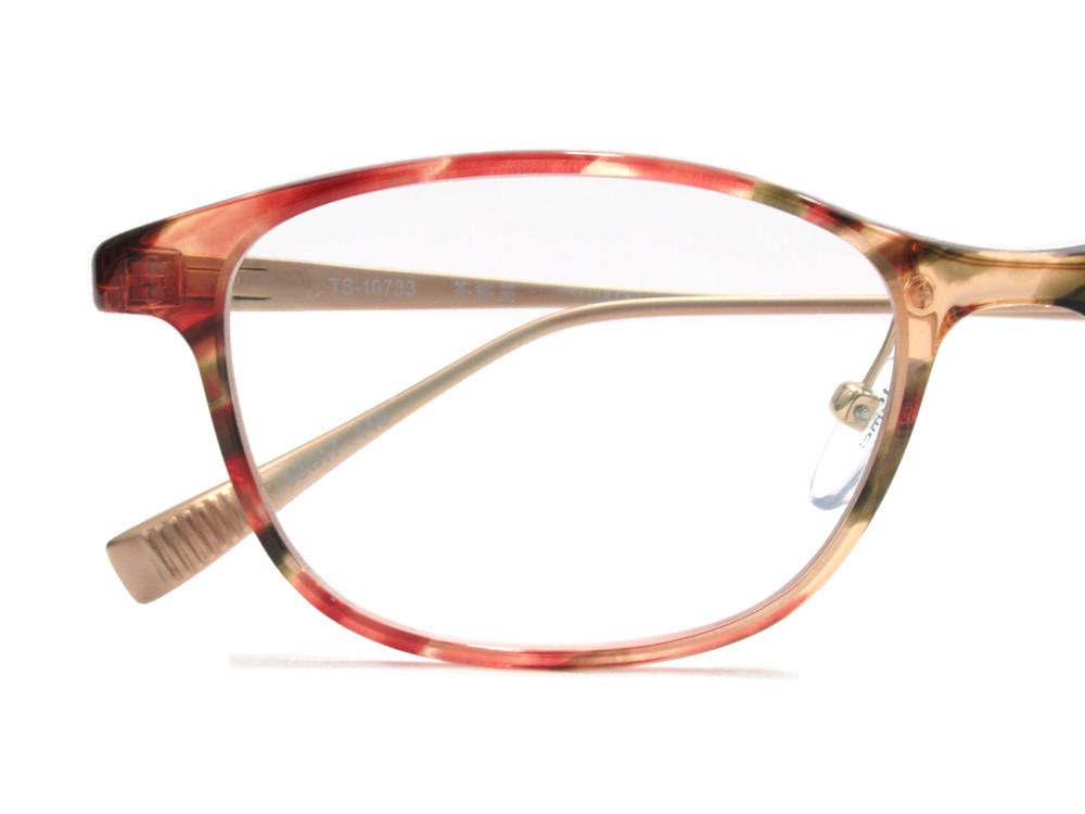 Tony Same シンプル故の美しさ Ts メイドが接客するメガネ屋 キャンディフルーツ オプティカル