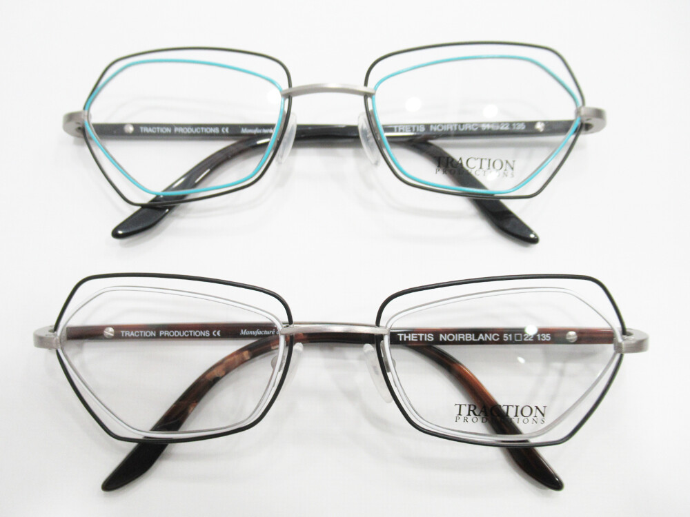 TRACTION】二重のリムが新鮮！遊び心のあるフレーム【THETIS