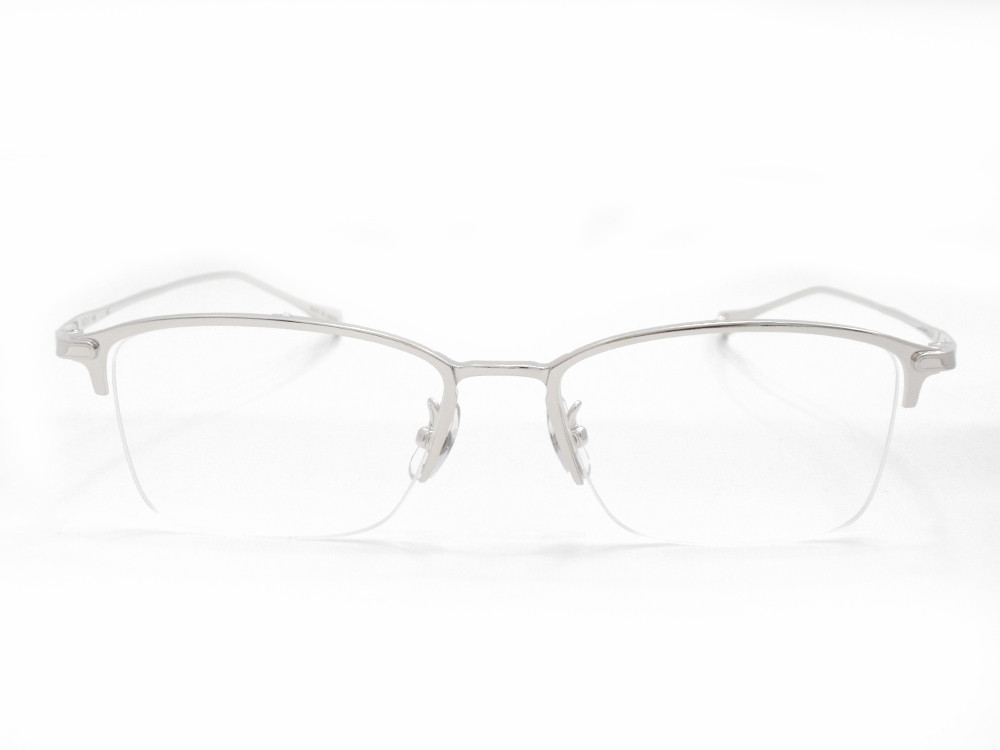 お色追加！999.9 S-171T Col.2 純麗なシルバー : メイドが接客する