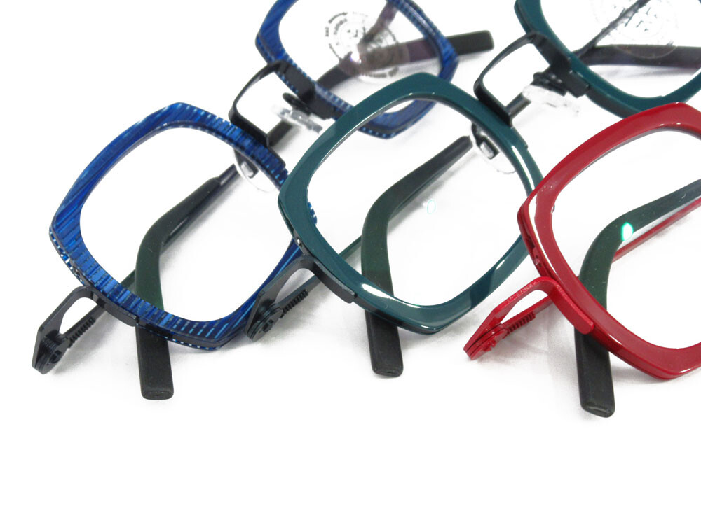 theo ( テオ ) 】四角いコンビネーションモデル【broccoli