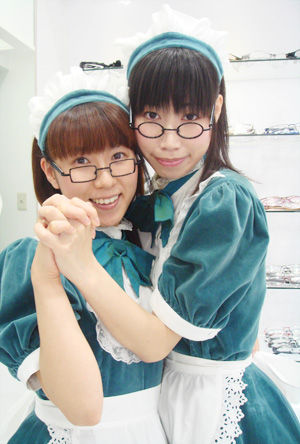 ゆりっプル メイドが接客するメガネ屋 キャンディフルーツ オプティカル