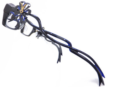 BAYONETTA 2」ベヨネッタ眼鏡のサンプル届きました! : メイドが接客