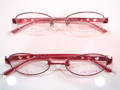 LIZ LISAの新作メガネ来ましたよっ : メイドが接客するメガネ屋