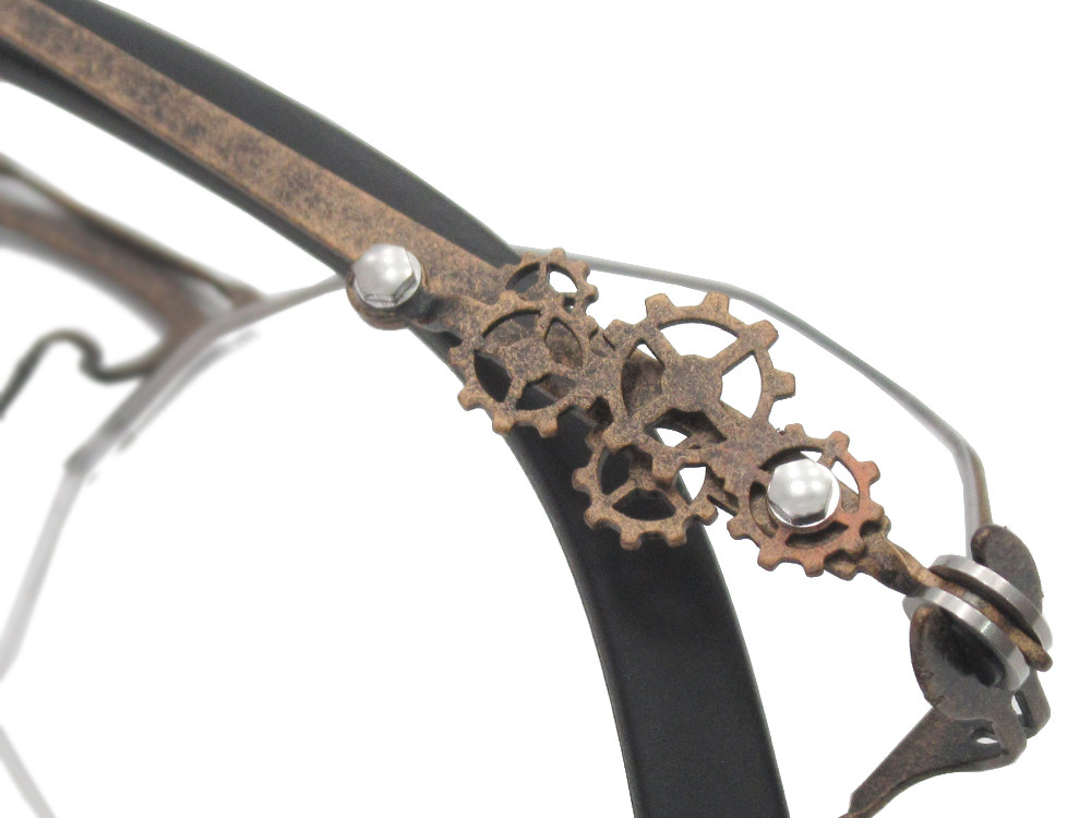 再販決定！Onbeat×CFO12 歯車デザインフレーム！ : メイドが接客する