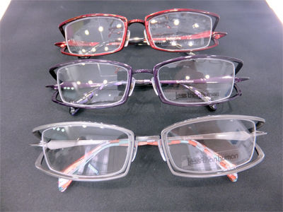 新作】Less than human×Flashback【眼鏡】 : メイドが接客するメガネ屋  