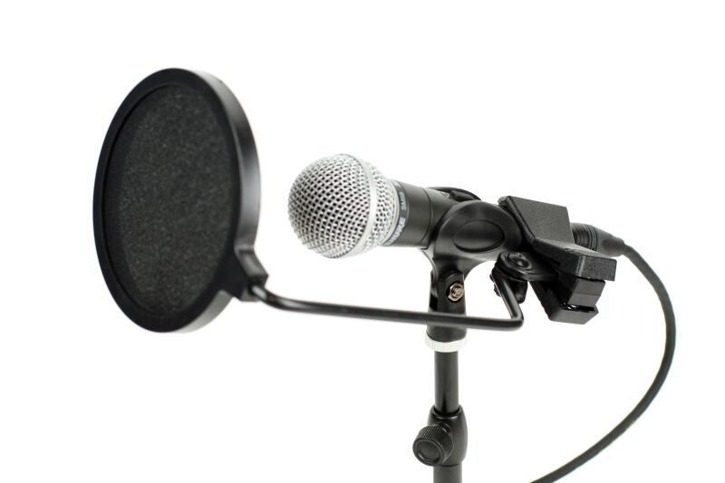 声優 シャドバ のレオン オーランシュ役等の 森川智之さん マイククラッシャーの噂 声デカ もぇもぇあにめちゃんねる 声優 シャドバ のレオン オーランシュ役等の 森川智之さん マイククラッシャーの噂 声デカ もぇもぇあにめちゃんねる