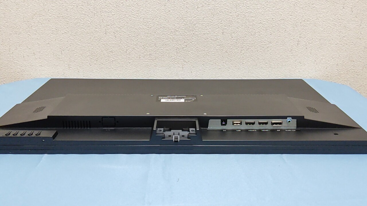 こいつは使える! 格安液晶モニター DEED DC-M2804K コスパは こいつは使える! 格安液晶モニター DEED DC-M2804K コスパは