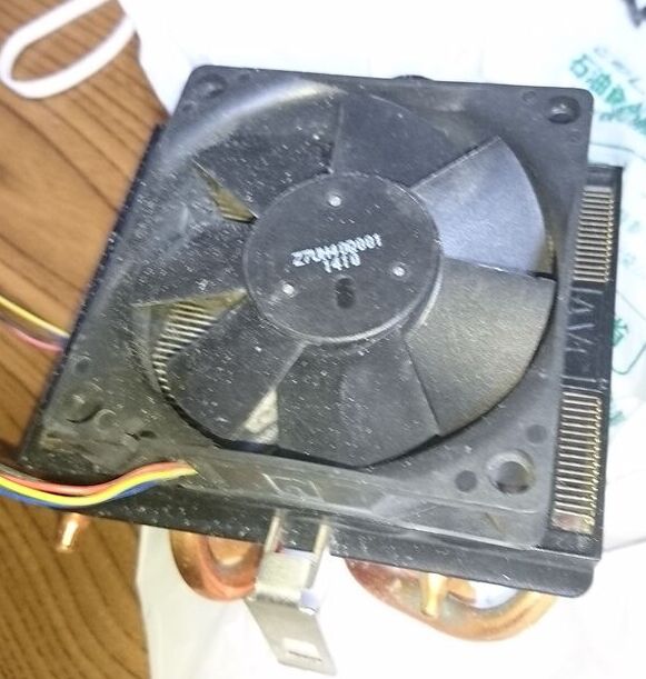 百均 素材でマグネット式パソコン用フィルター作ってみた メンコスケダモノ 猫3匹とゲーマーのもふもふ生活漫画絵日記 Powered By ライブドアブログ