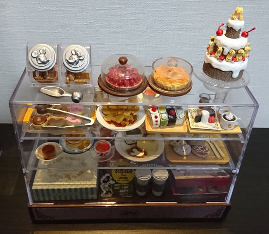 ディズニーリーメントショーケーススイートベーカリーまとめ売りミニチュア