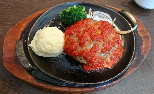 ステーキのあさくま へ行ってきました 上場記念フィレステーキ 無料サービスの誕生日ケーキでお腹いっぱい ムギとあれこれ節約日記