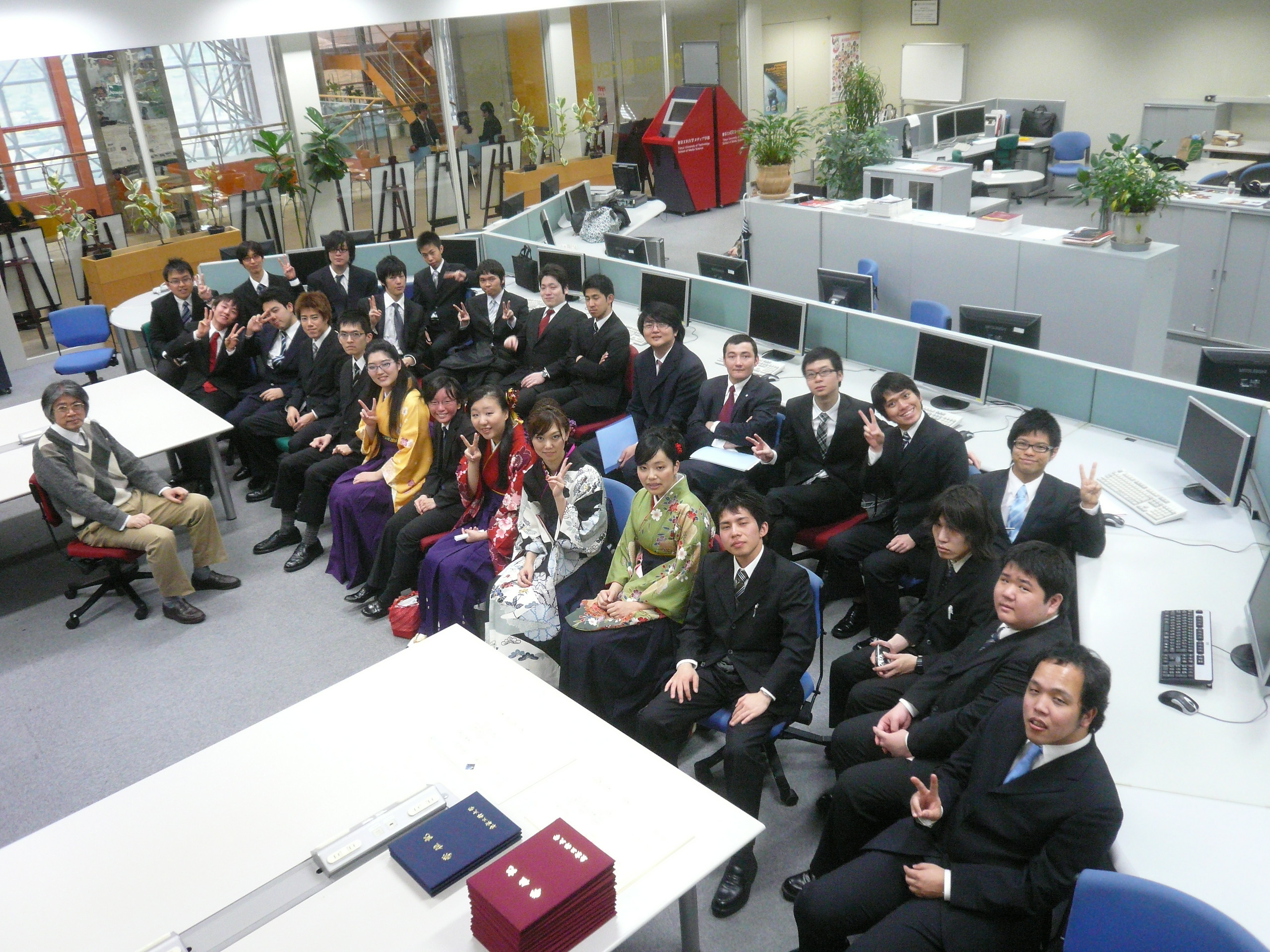 学位記をいただきました : もぎっちの、おっきなひとり言! 学位記をいただきました : もぎっちの、おっきなひとり言!