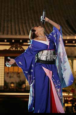 エロ 爆発 倖田來未が京都 大覚寺で 着物ライブショー ヌキ専門画像 天下一品 エロ 爆発 倖田來未が京都 大覚寺で 着物ライブショー ヌキ専門画像 天下一品
