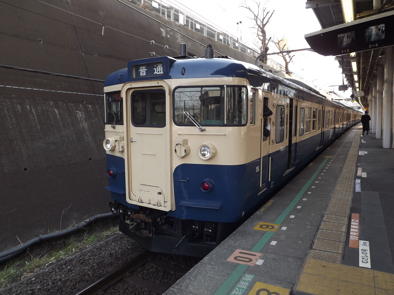 残り2編成】下関総合車両所岡山支所115系300番台 : チームCHR