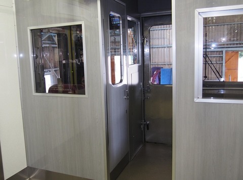 P7045622　京王9000