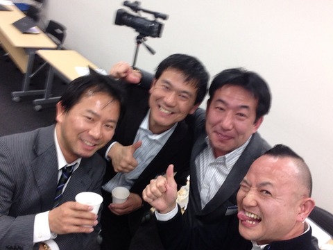 2014-12-25-22-04-18