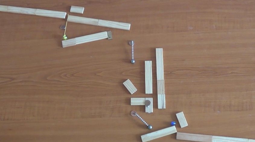 ピタゴラスイッチ海外版 磁石とビー玉で作ったピタゴラ装置がすごい もふもふちゃんねる ピタゴラスイッチ海外版 磁石とビー玉で作ったピタゴラ装置がすごい もふもふちゃんねる