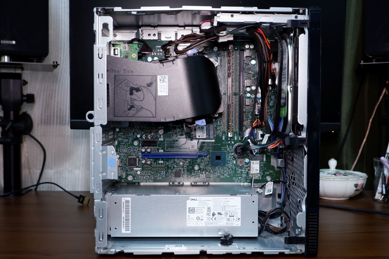 新しいPC(中古)を購入:Dell Inspiron 3881 レビュー編 : cher 新しいPC(中古)を購入:Dell Inspiron 3881 レビュー編 : cher