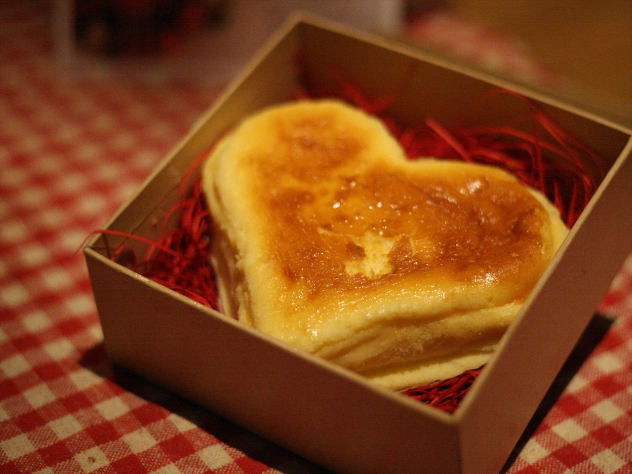 恋が実る かもしれない 幸せのチーズケーキ クリスマスケーキにいかがですか 門司の駅前cafe喫茶bongo