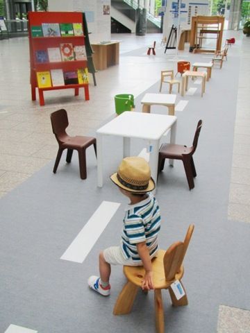 art_kids_chair_02