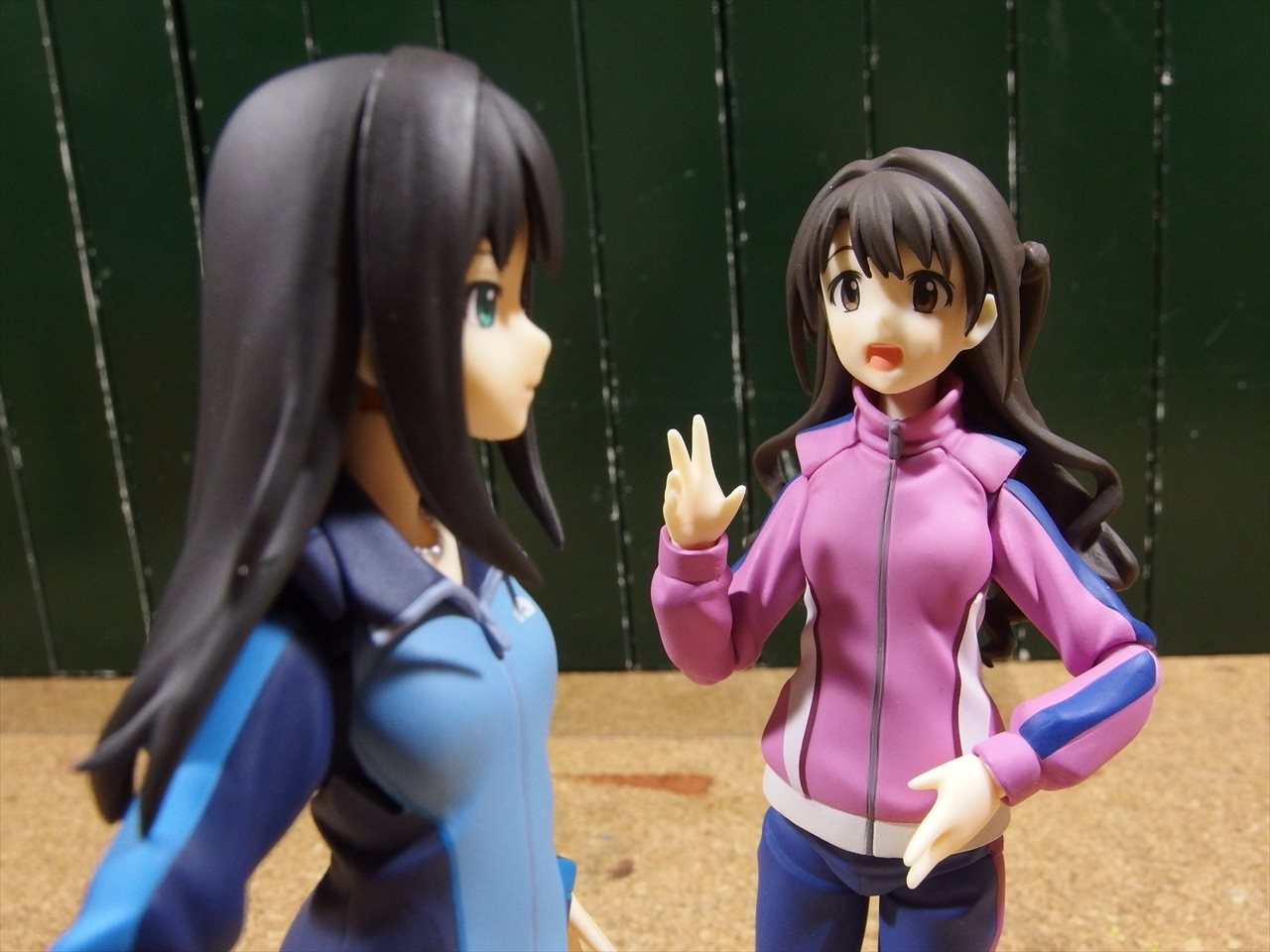 Figma 渋谷凛と島村卯月 で遊ぶ クローゼットの中のフィギュア達