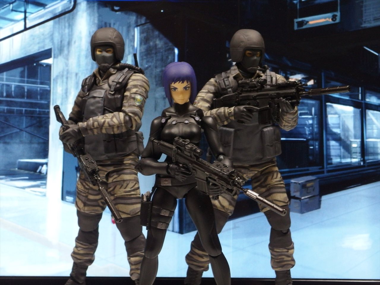 figma ゴルルコビッチ兵 2体セット figma MGS2 ゴルルコビッチ兵とリトルアーモリー : クローゼット