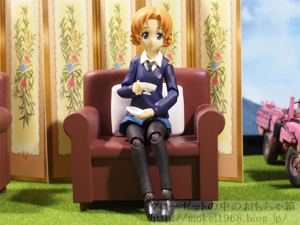 Figma ガールズ パンツァー ダージリン オレンジ ペコ 聖グロリアーナ学院 クローゼットの中のフィギュア達 Figma ガールズ パンツァー ダージリン オレンジ ペコ 聖グロリアーナ学院 クローゼットの中のフィギュア達