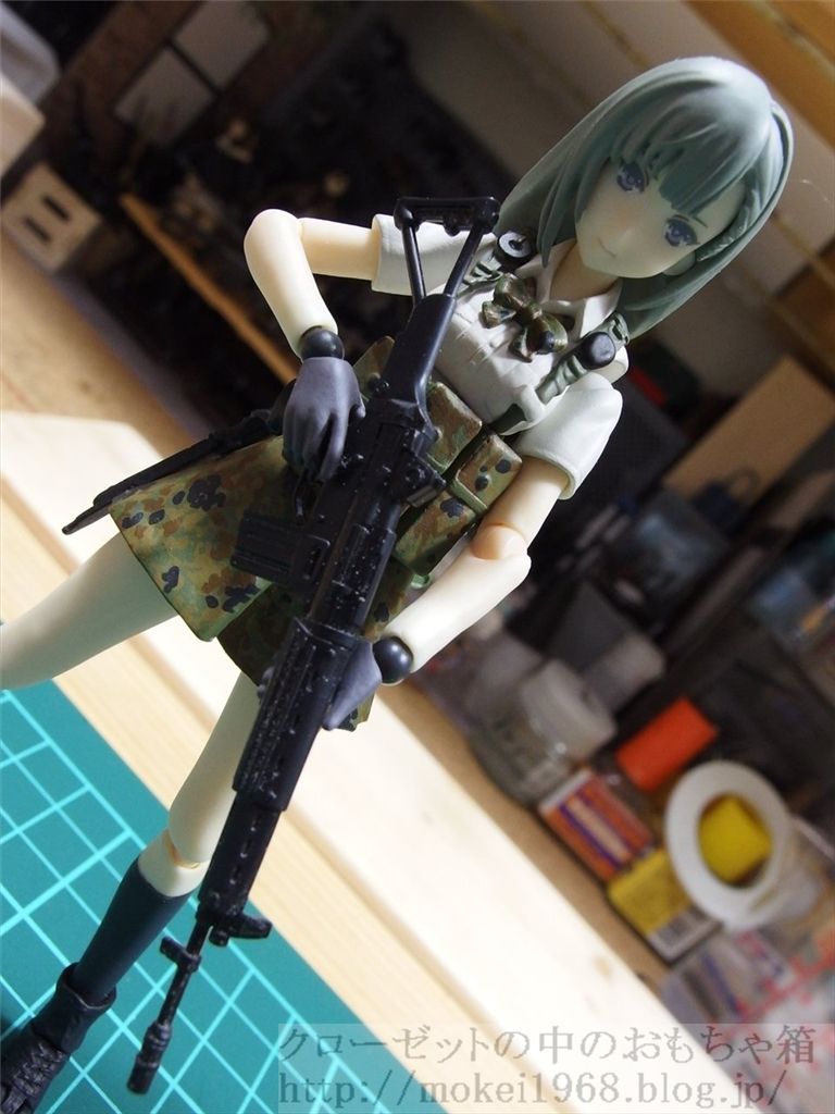 figma リトルアーモリー 豊崎恵那 付属の89式小銃を組む