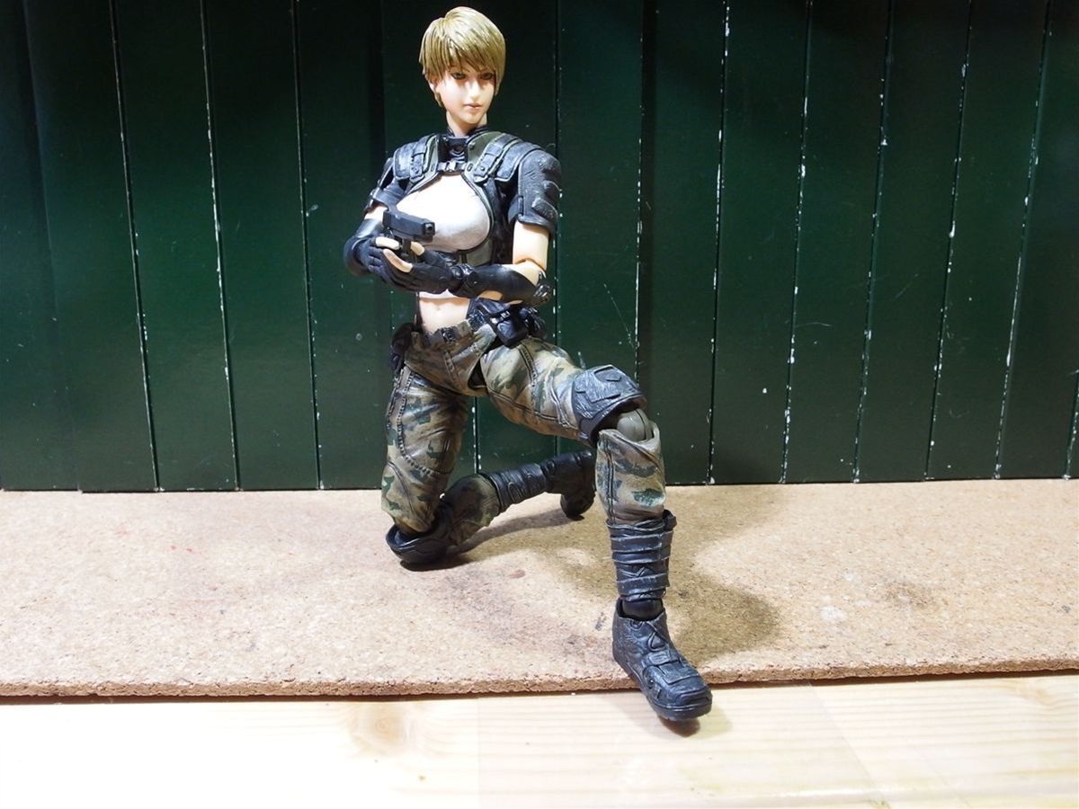 物欲 ラジコンに載せるフィギュア PLAY ARTS改 FF XV シドニー