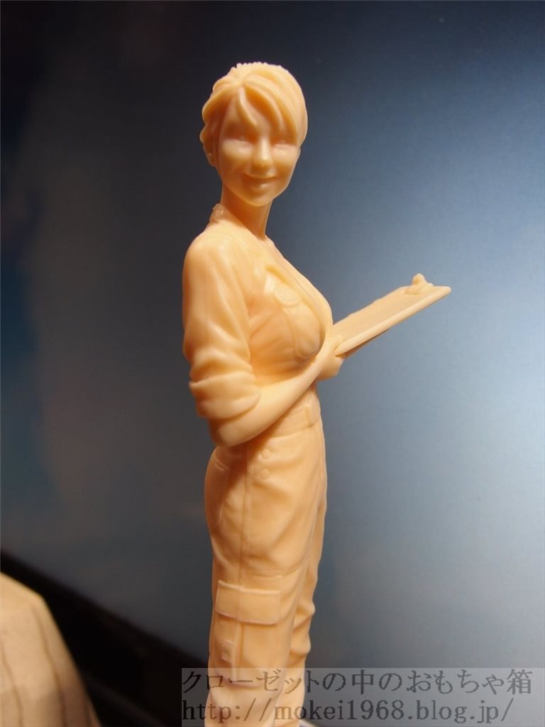 ブリックワークス マシーネンクリーガー Ma.K. 1/20 女性整備士