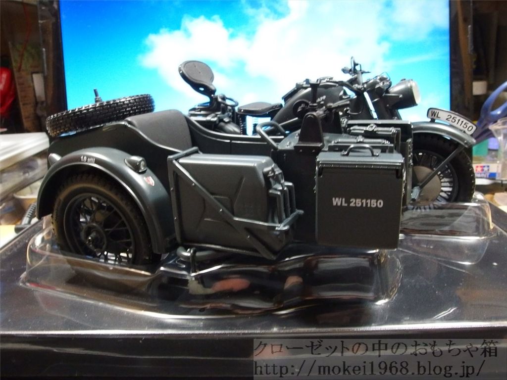 SCHUCO ZUNDAPP 1/10 ドイツ陸軍ツェンダップ サイドカー SCHUCO ZUNDAPP 1/10 ドイツ陸軍ツェンダップ サイドカー SCHUCO