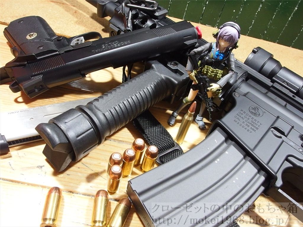 弾ちゃーく 東京マルイ 安全キャンペーン ダミー弾 クローゼットの中のフィギュア達