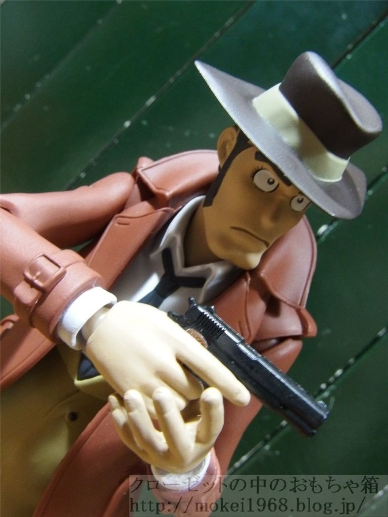 S.H.Figuarts ルパン三世 銭形警部 : クローゼットの中の