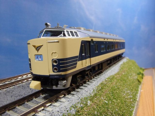 TOMIX製 583系 特急形寝台交直両用電車 その1 : クローゼットの